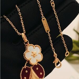 Van Cleef & Arpels Necklace